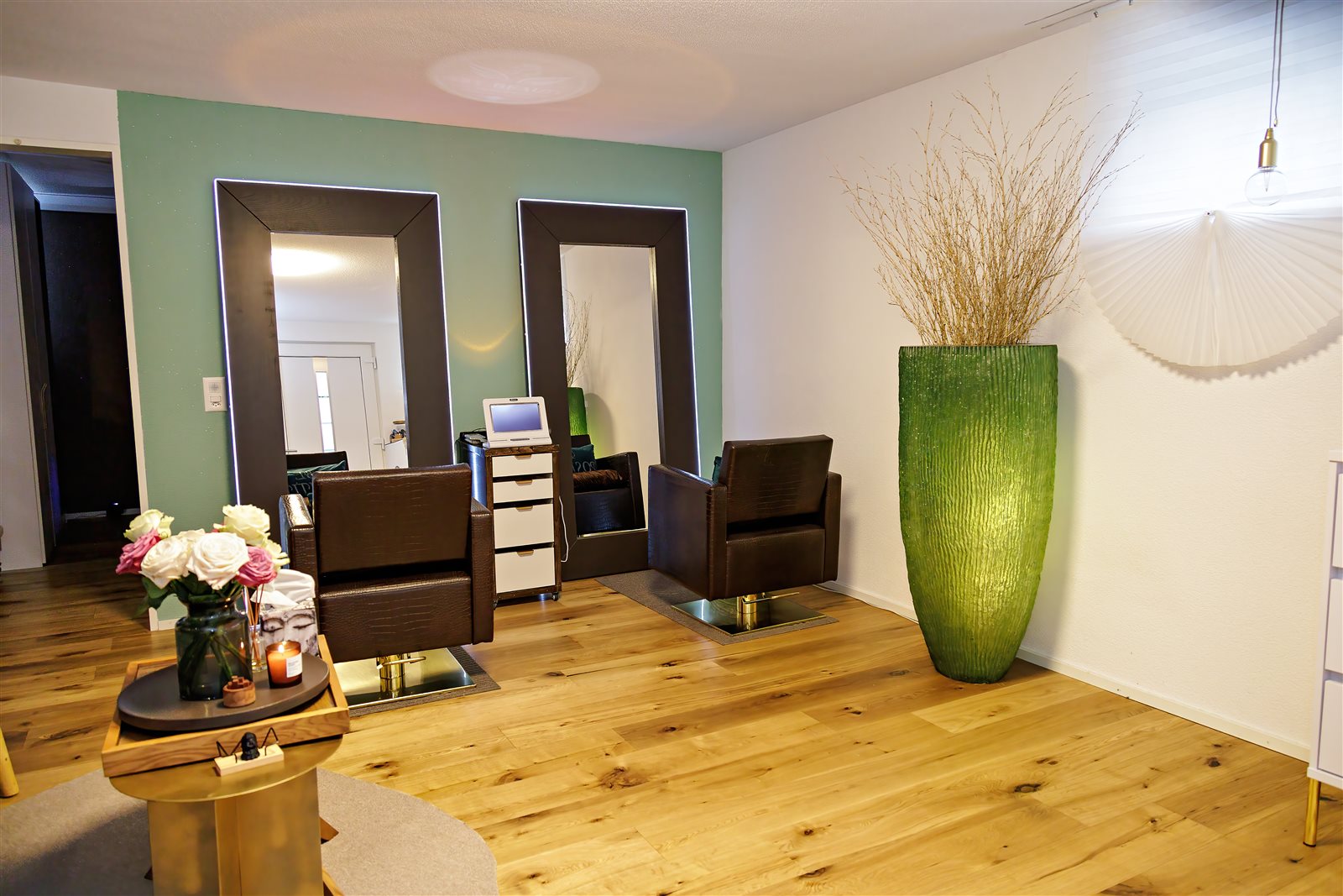 Styling-Bereich – Art Beauty Luxury Headspa Madero